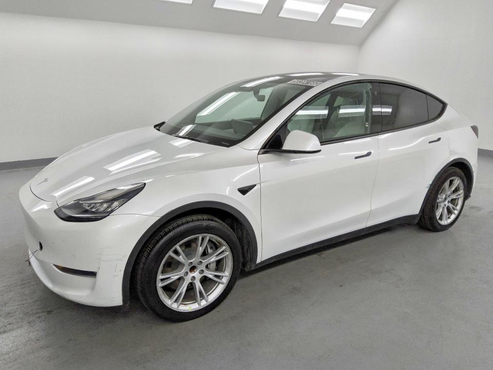 2021 TESLA MODEL Y — VIN 5YJYGDED6MF116182