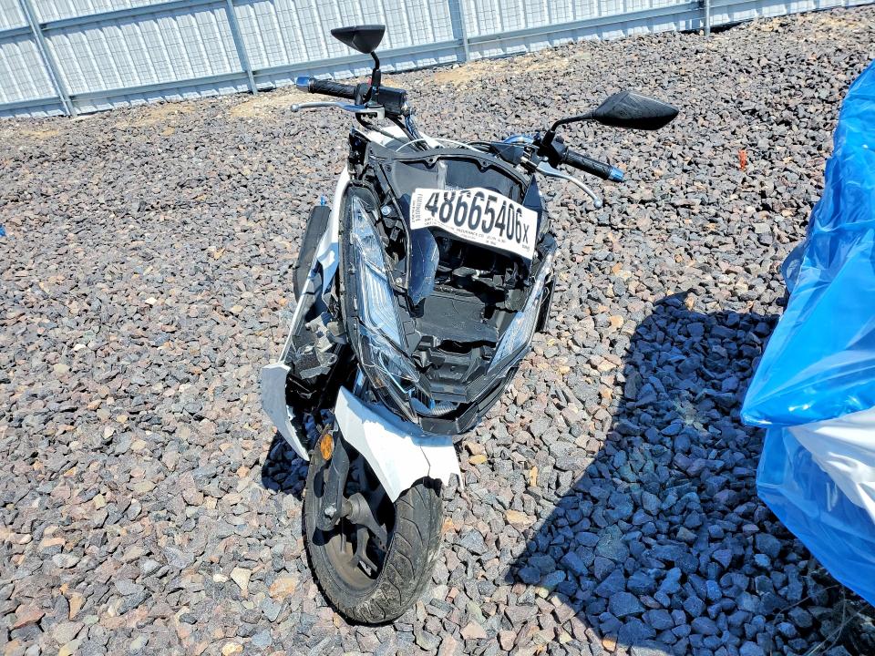 RLHKF4709NY100806