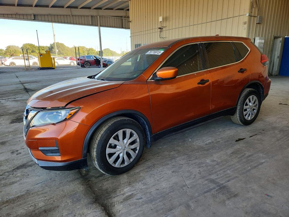 2017 NISSAN ROGUE — VIN JN8AT2MT9HW144784