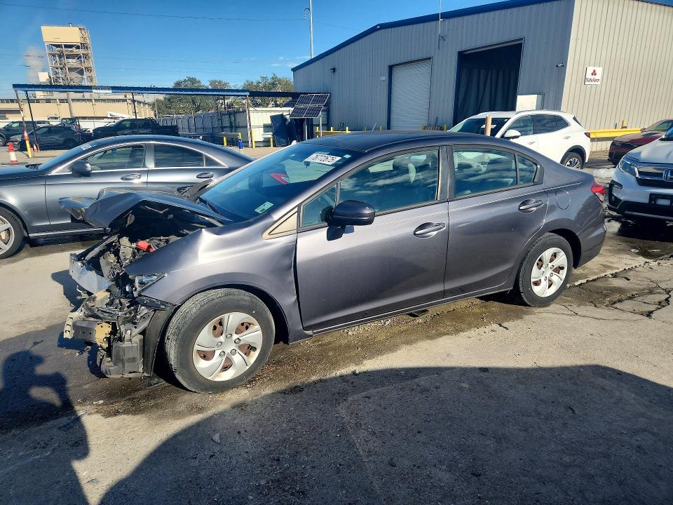 2015 HONDA CIVIC — VIN 2HGFB2F5XFH520876