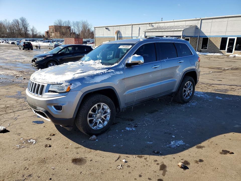 2015 JEEP GRAND CHEROKEE — VIN 1C4RJFBG3FC827712