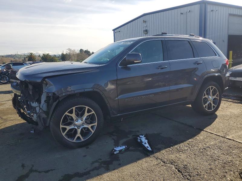 2018 JEEP GRAND CHEROKEE — VIN 1C4RJFBGXJC136668