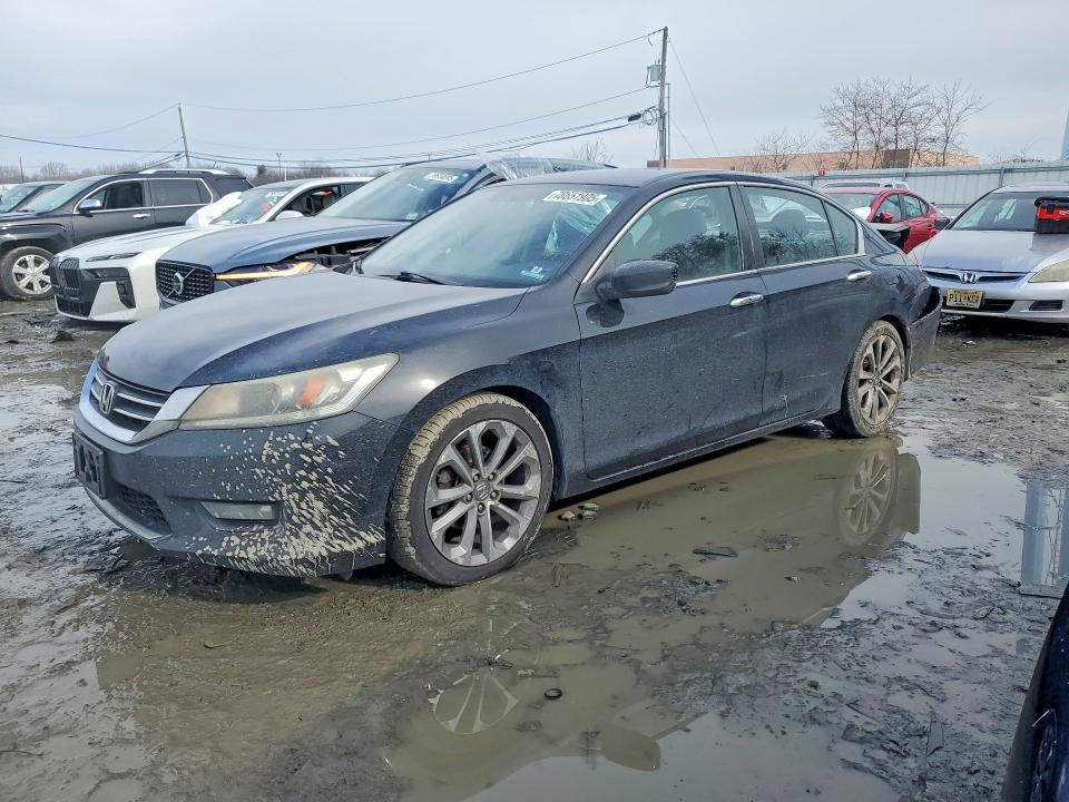 2015 HONDA ACCORD — VIN 1HGCR2F58FA069234
