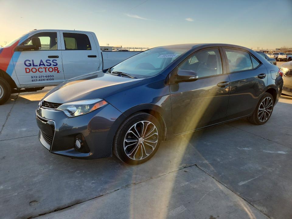 2015 TOYOTA COROLLA — VIN 5YFBURHEXFP271356
