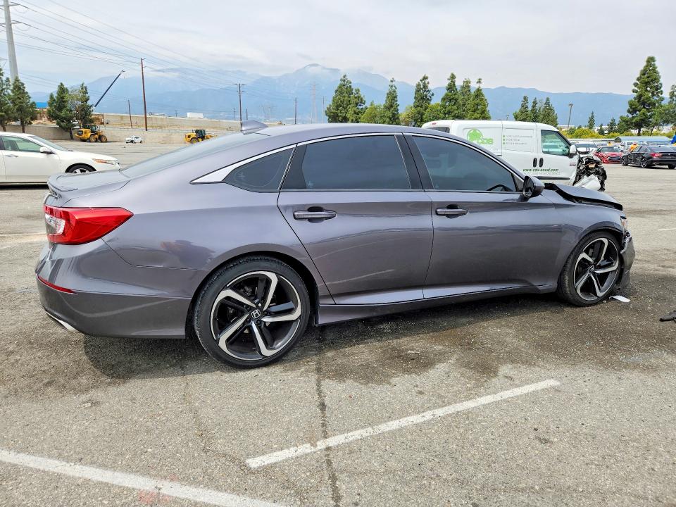 1HGCV1F30LA137218