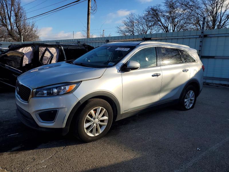 2018 KIA SORENTO LX — VIN 5XYPGDA34JG424514