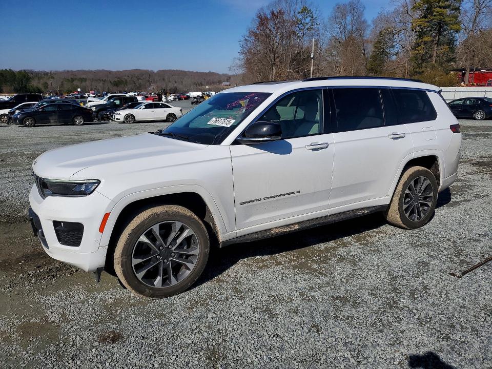 2022 JEEP GRAND CHEROKEE — VIN 1C4RJJDG1N8523215