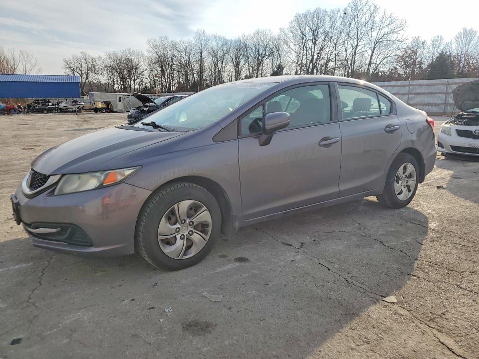 2015 HONDA CIVIC — VIN 19XFB2F5XFE040931