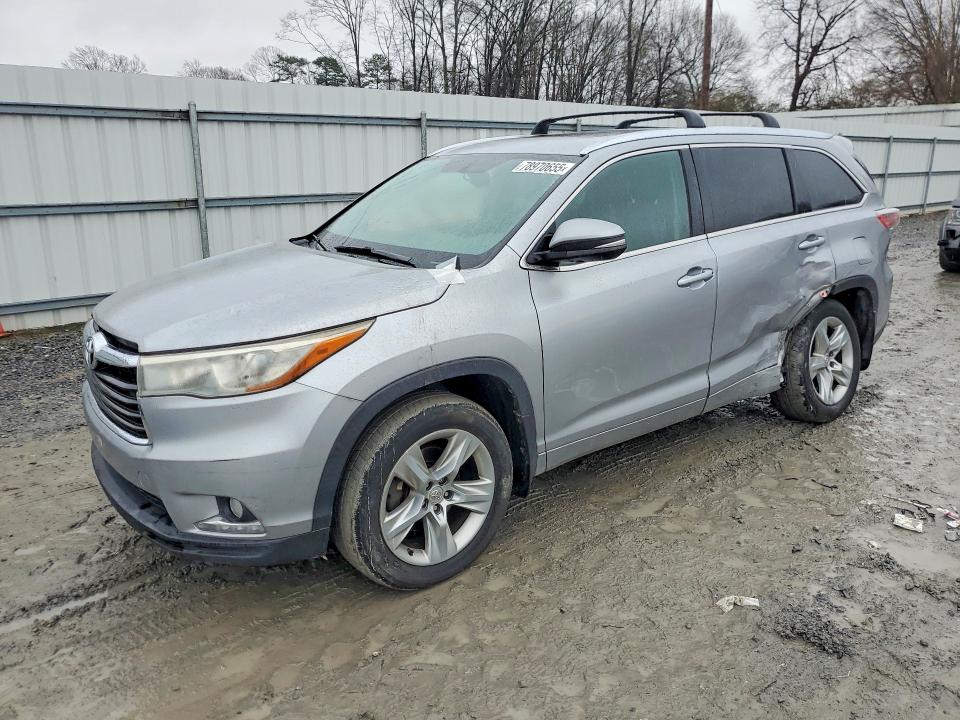 2015 TOYOTA HIGHLANDER — VIN 5TDDKRFH7FS113477