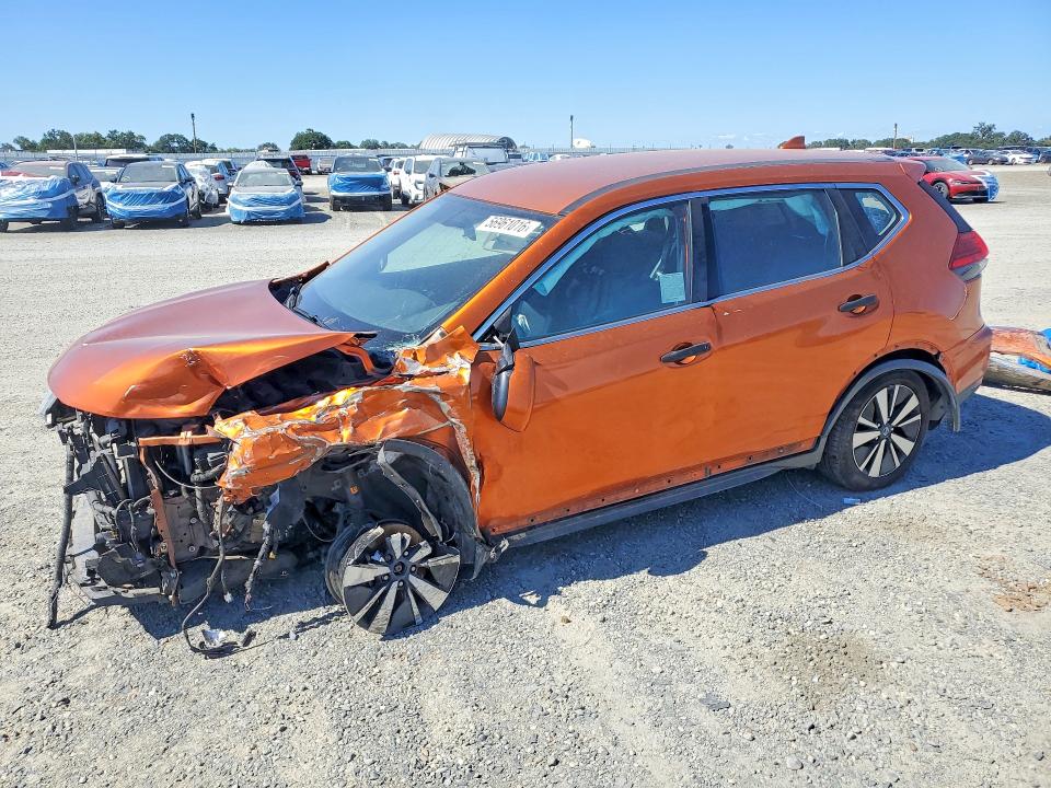 2017 NISSAN ROGUE — VIN JN8AT2MT5HW152428