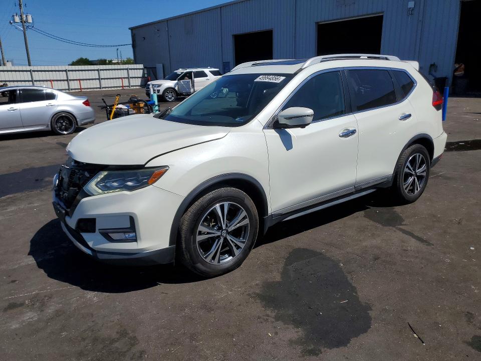 2017 NISSAN ROGUE — VIN 5N1AT2MT2HC847636