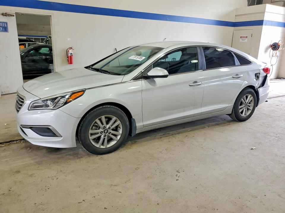 2016 HYUNDAI SONATA — VIN 5NPE24AFXGH305707