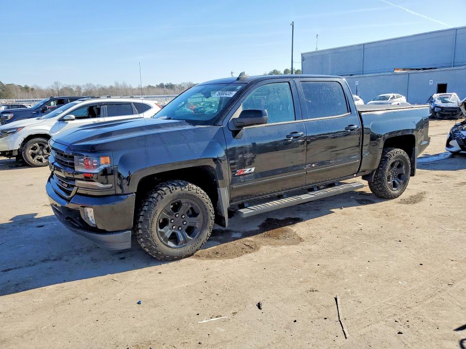 2018 CHEVROLET SILVERADO — VIN 3GCUKSEJ8JG619452