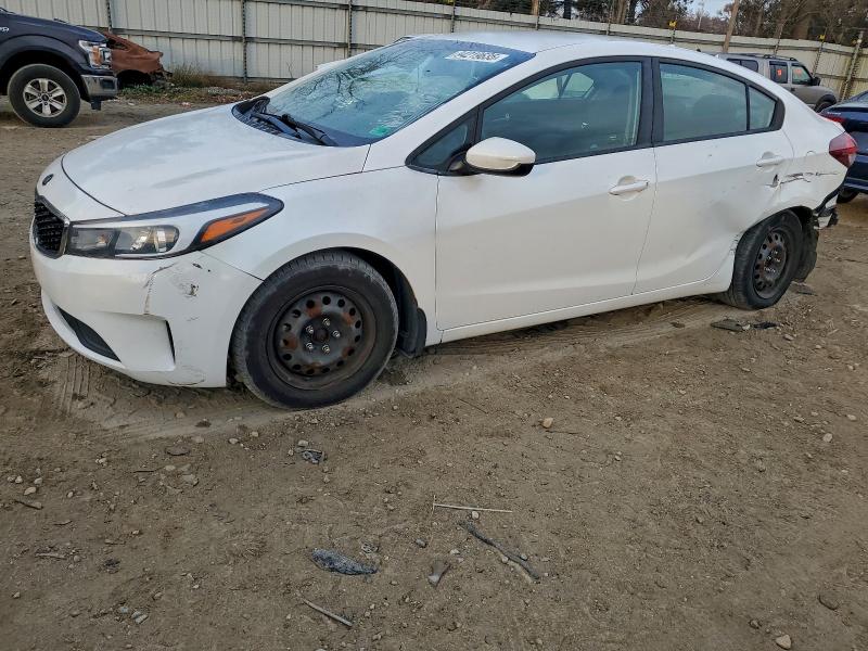 2018 KIA FORTE LX — VIN 3KPFL4A73JE247364