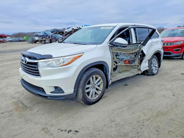 2016 TOYOTA HIGHLANDER — VIN 5TDBKRFH0GS256540