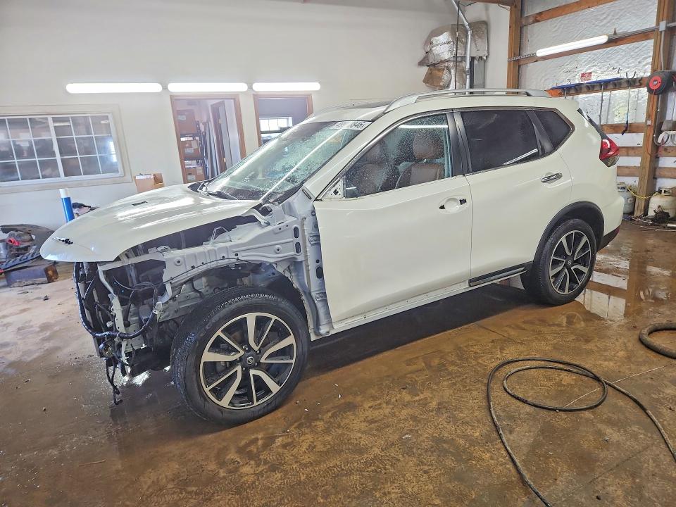 2018 NISSAN ROGUE — VIN JN8AT2MV9JW323060