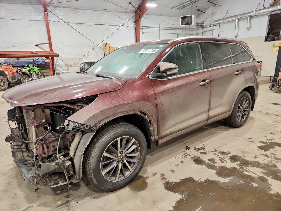 2018 TOYOTA HIGHLANDER — VIN 5TDJZRFH0JS875122