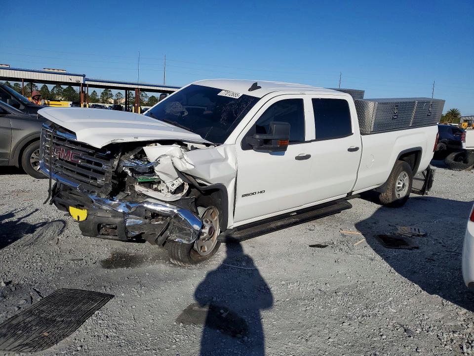 2018 GMC SIERRA — VIN 1GT11REG8JF152862