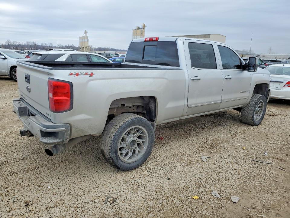 1GC1KWEG5FF617021