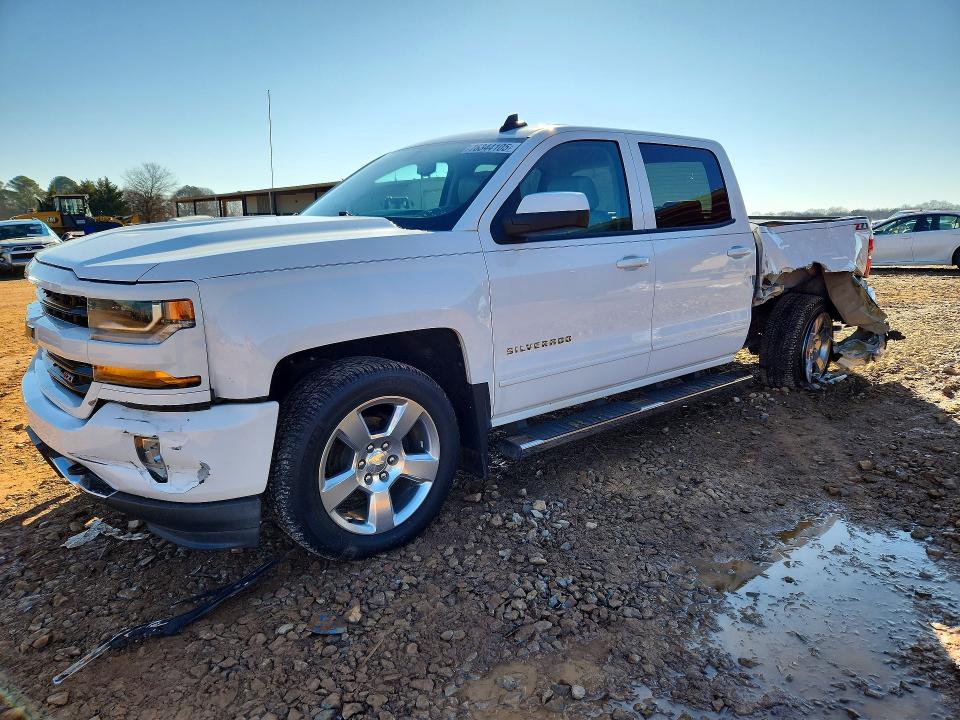 2018 CHEVROLET SILVERADO — VIN 3GCUKREC2JG306004