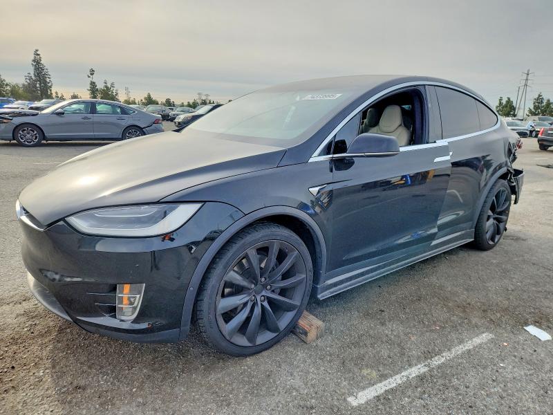 2019 TESLA MODEL X — VIN 5YJXCDE21KF191536
