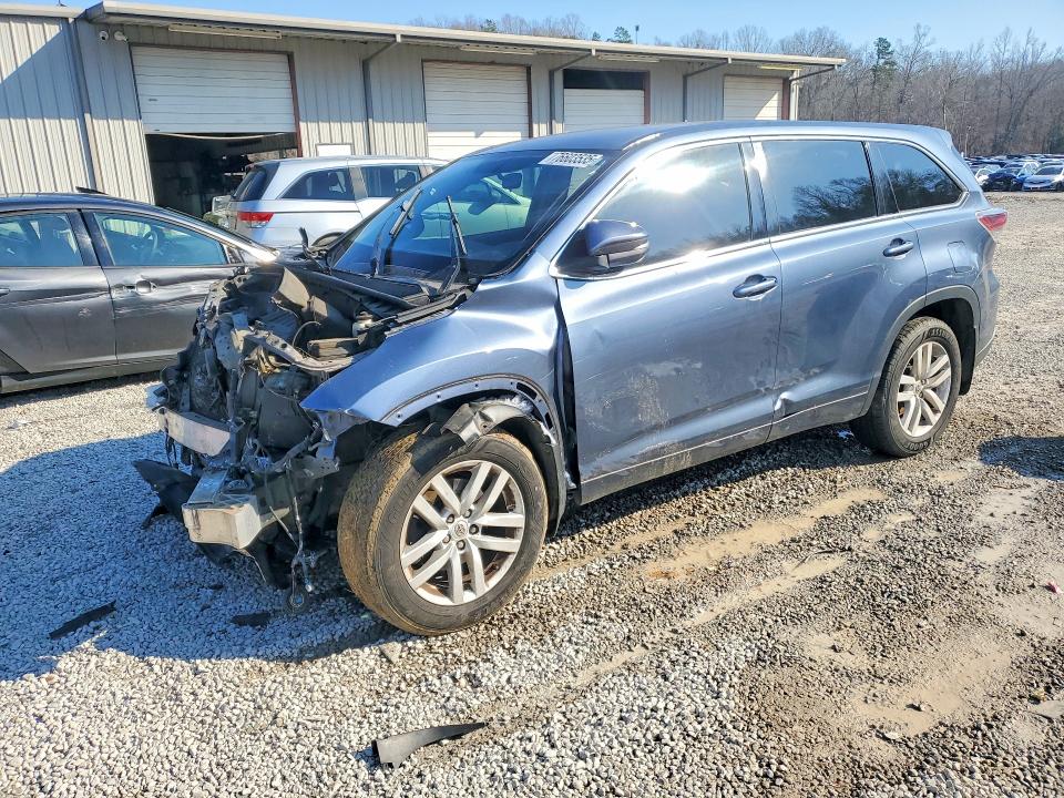 2015 TOYOTA HIGHLANDER — VIN 5TDBKRFH7FS193662