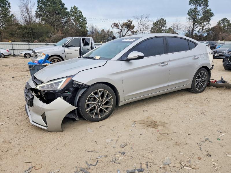 2019 HYUNDAI ELANTRA — VIN 5NPD84LF8KH431242