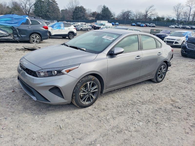 2024 KIA FORTE — VIN 3KPF24AD1RE792192