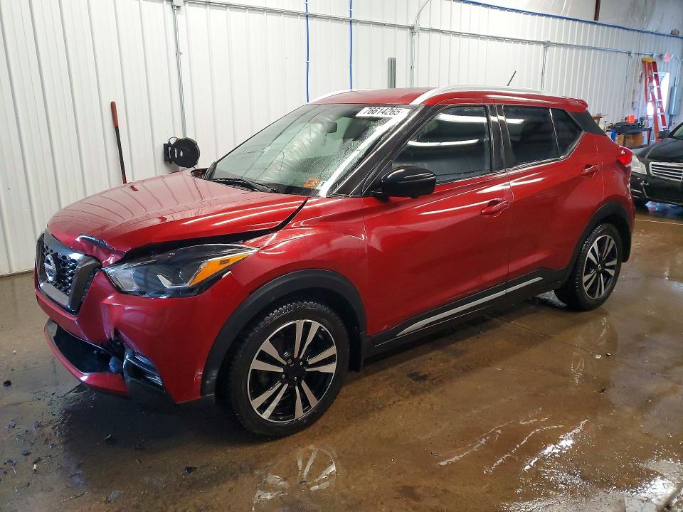 2019 NISSAN KICKS — VIN 3N1CP5CU4KL530176