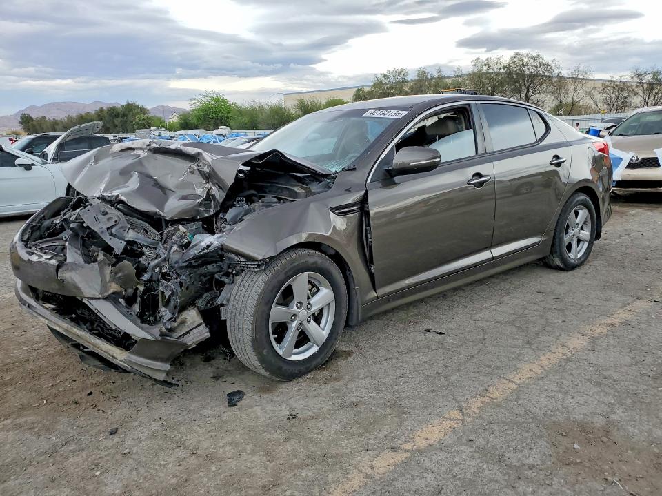 2015 KIA OPTIMA — VIN 5XXGM4A75FG373662
