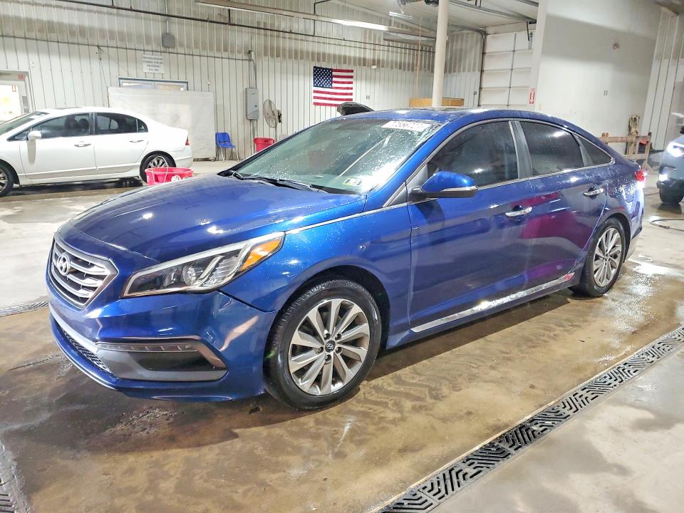 2016 HYUNDAI SONATA — VIN 5NPE34AF9GH388740