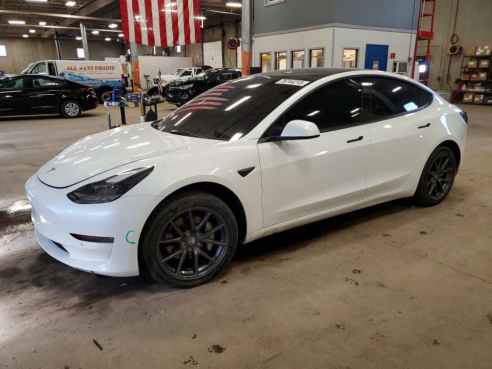 2022 TESLA MODEL 3 — VIN 5YJ3E1EA8NF305776