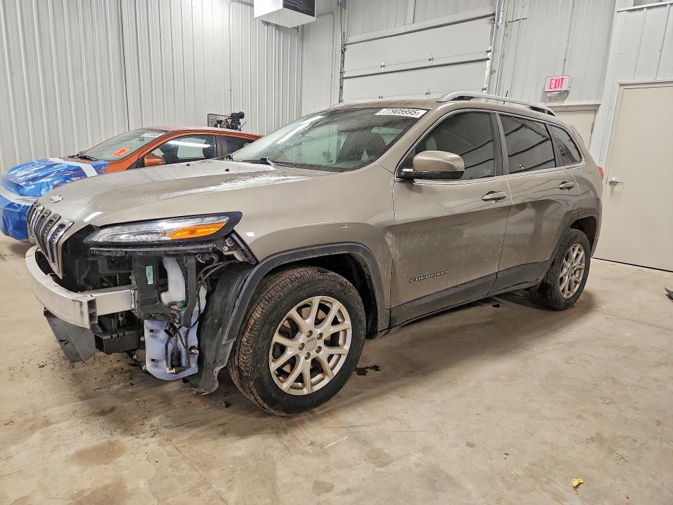 2017 JEEP CHEROKEE — VIN 1C4PJLCBXHW561311