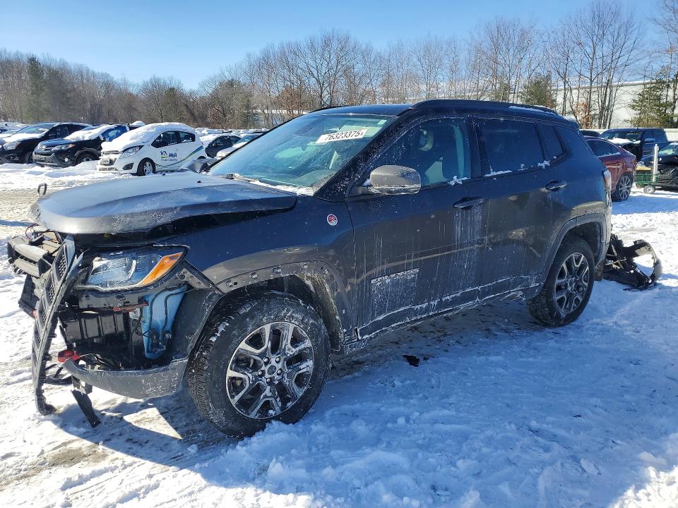2019 JEEP COMPASS — VIN 3C4NJDDB9KT594714