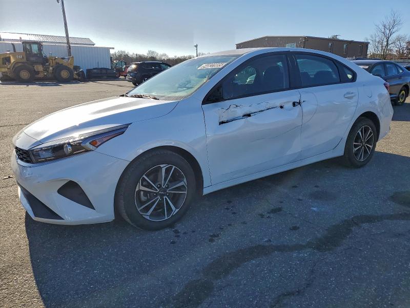 2024 KIA FORTE LX — VIN 3KPF24AD1RE790281