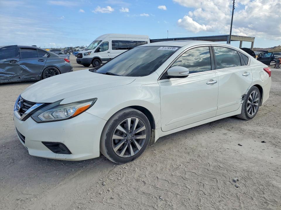 2017 NISSAN ALTIMA — VIN 1N4AL3APXHC479021