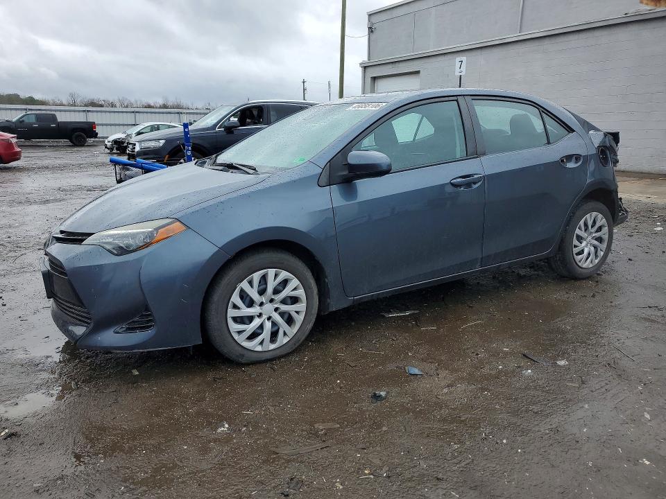 2018 TOYOTA COROLLA — VIN 2T1BURHE8JC049276