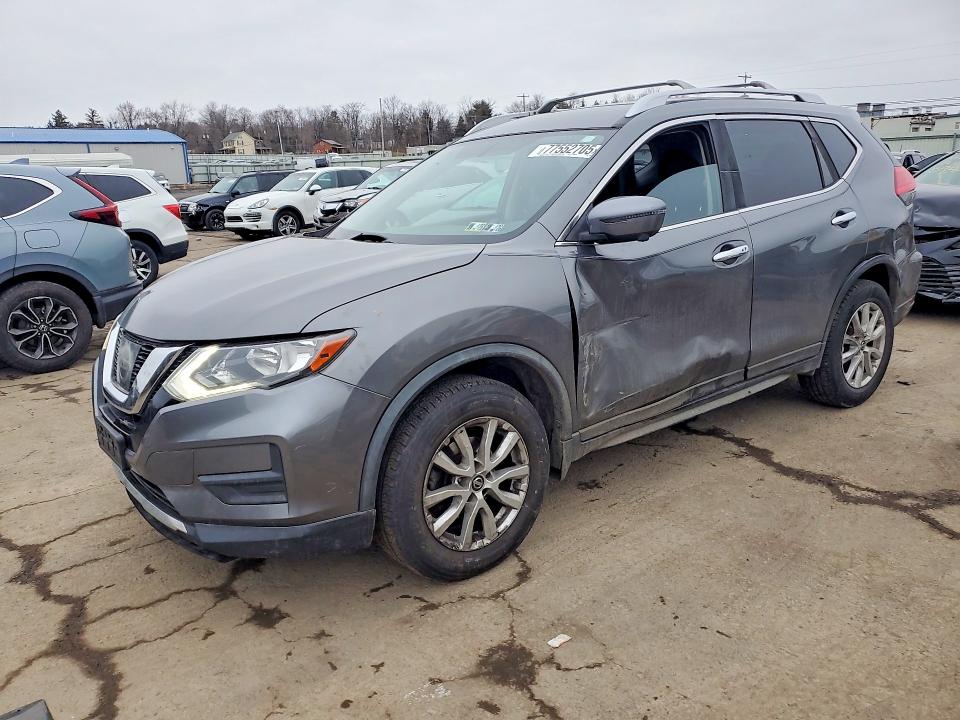 2017 NISSAN ROGUE — VIN JN8AT2MV2HW025069