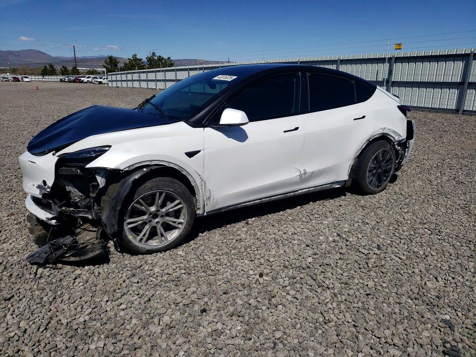 2021 TESLA MODEL Y — VIN 5YJYGDEE0MF270248