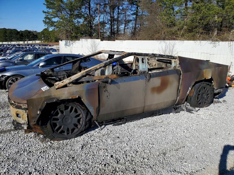 2024 TESLA CYBERTRUCK — VIN 7G2CEHEE3RA029468