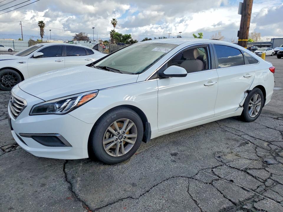2016 HYUNDAI SONATA — VIN 5NPE24AF7GH322643
