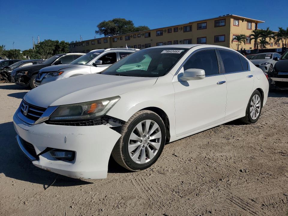2015 HONDA ACCORD — VIN 1HGCR2F80FA048128