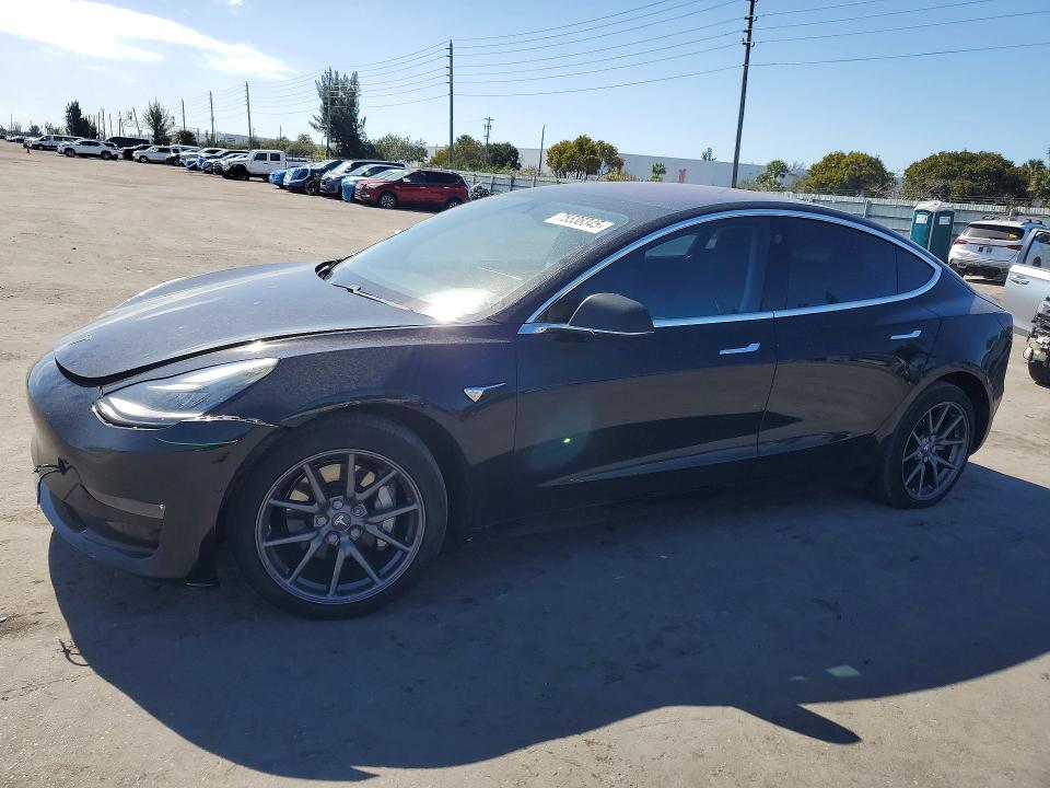 2018 TESLA MODEL 3 — VIN 5YJ3E1EBXJF179830