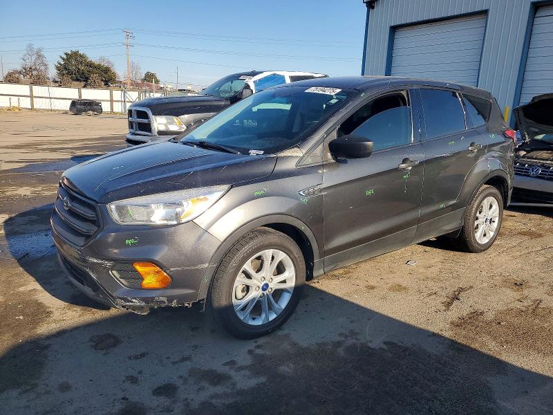 2017 FORD ESCAPE — VIN 1FMCU0F73HUE16596