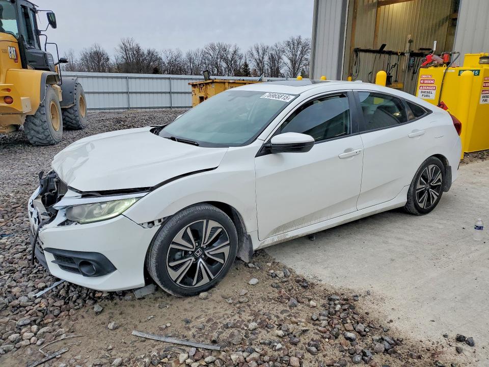 2017 HONDA CIVIC — VIN 19XFC1F76HE010076