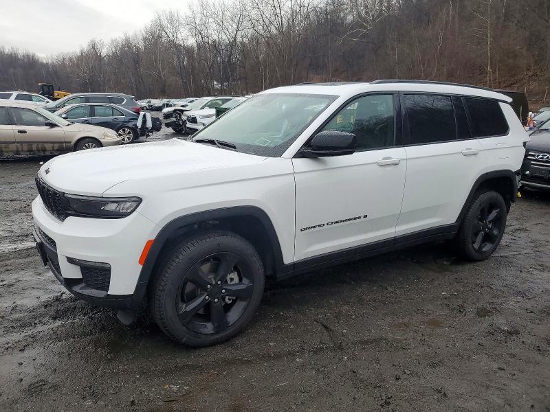 2025 JEEP GRAND CHEROKEE — VIN 1C4RJKBG5S8729996