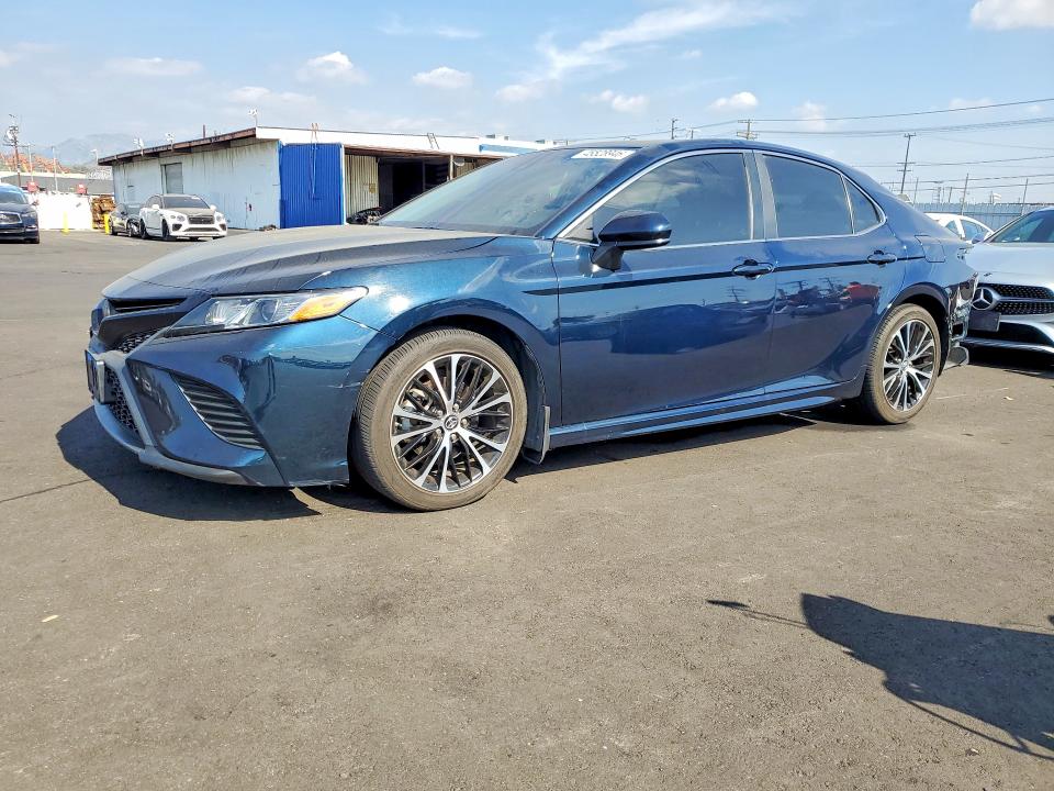 2018 TOYOTA CAMRY — VIN 4T1B11HK0JU674768