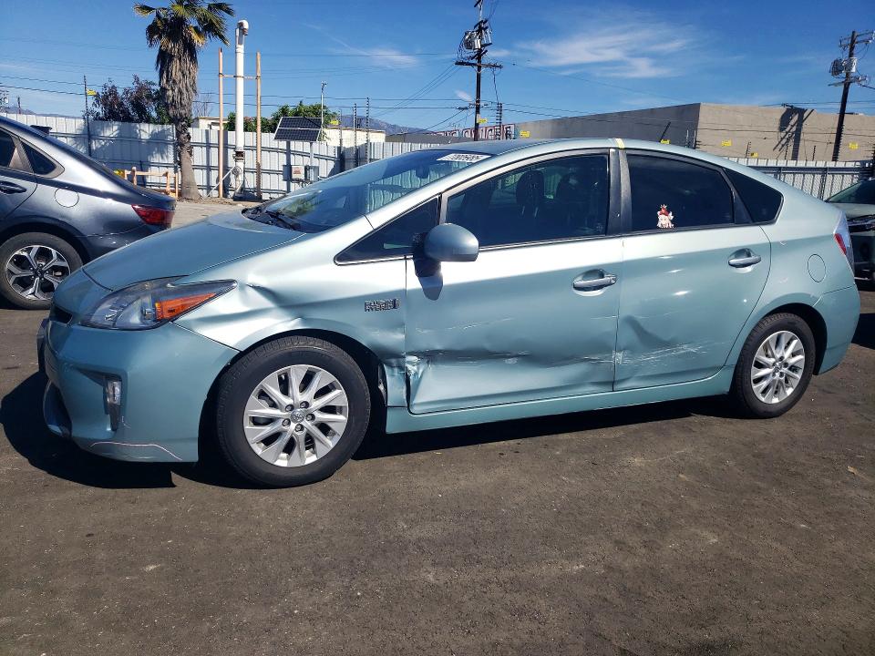 2015 TOYOTA PRIUS PLUG-IN — VIN JTDKN3DP3F3075334