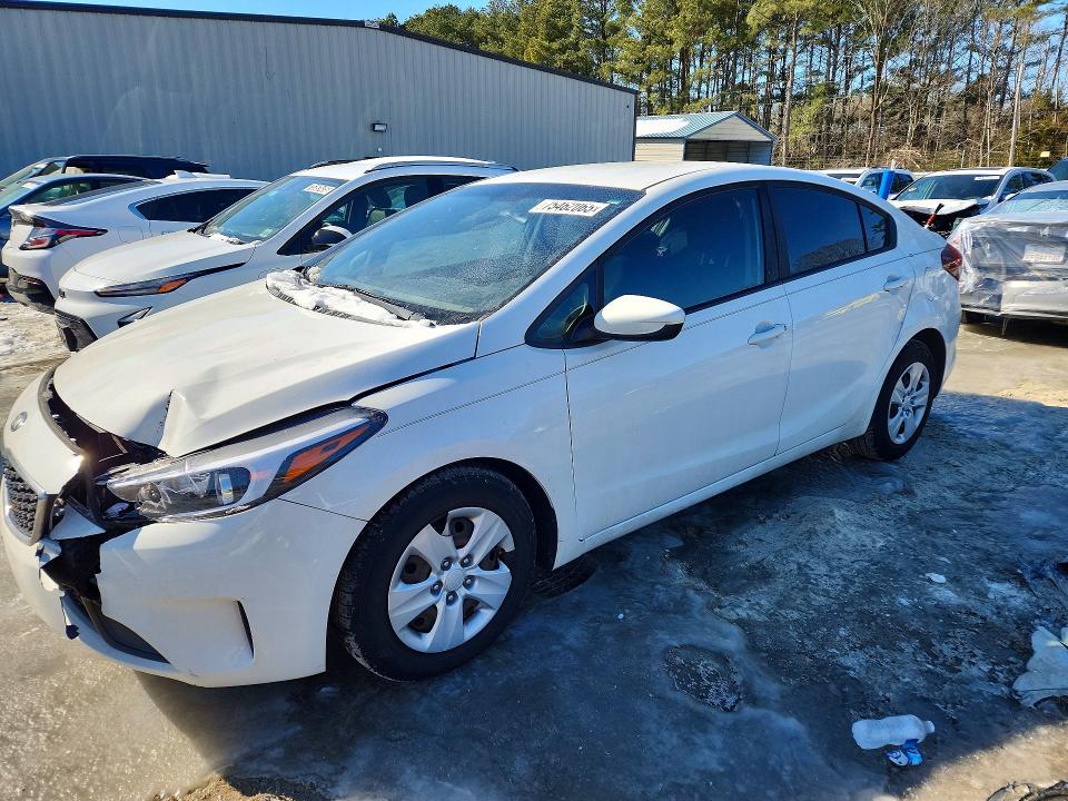 2017 KIA FORTE — VIN 3KPFK4A72HE148029