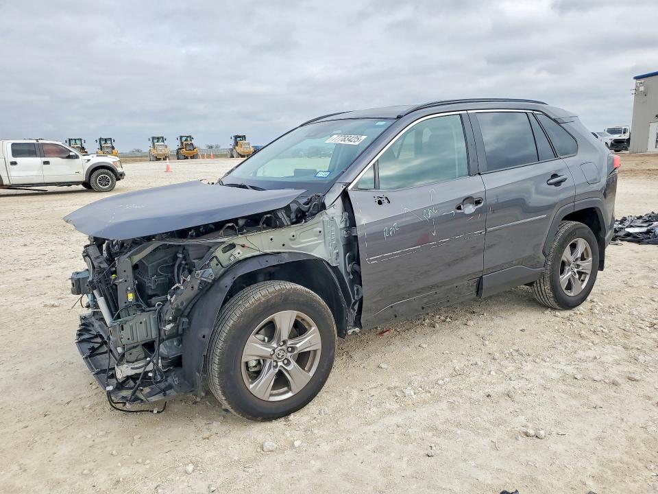 2024 TOYOTA RAV4 — VIN 2T3W1RFV0RW364202